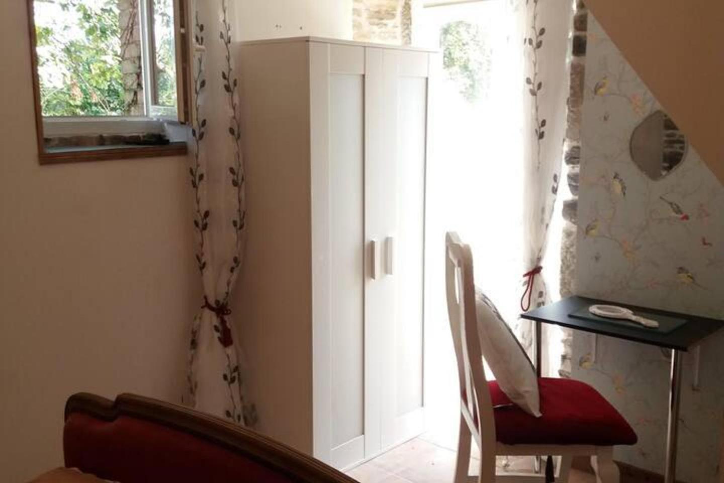 Mortain-Bocage - 2-Bed Wisteria Cottage - Sleeps 4 Notre-Dame-du-Touchet Exterior photo